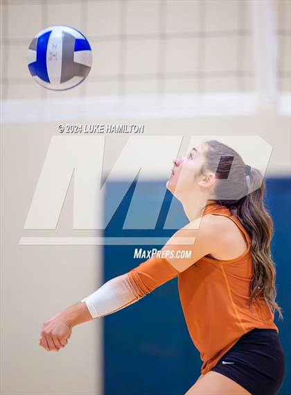 Thumbnail 1 in Kell @ Norcross photogallery.