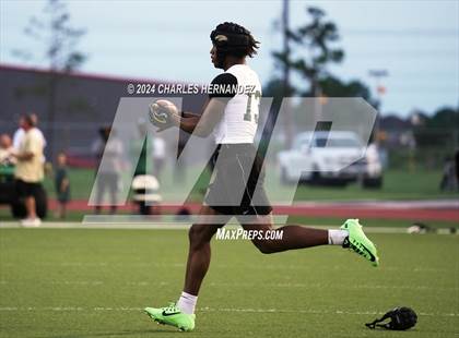 Thumbnail 3 in Cypress Falls vs Cypress Woods (Texas 7 on 7 State Qualifier) photogallery.