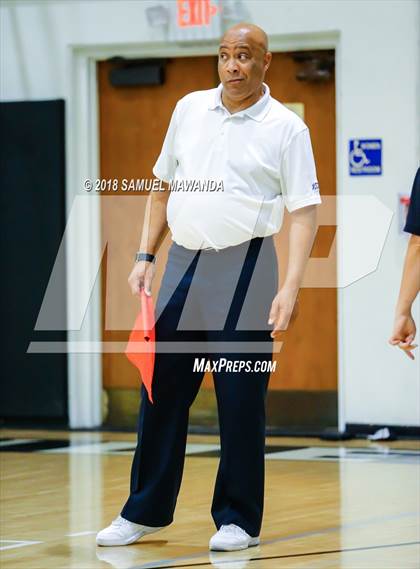 Thumbnail 3 in Granada Hills Charter vs Taft (CIF LACS Quarterfinal) photogallery.