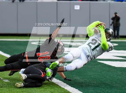 Thumbnail 1 in Hasbrouck Heights vs. New Milford (NJSIAA North 1 Group 1 Final) photogallery.