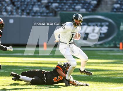 Thumbnail 1 in Hasbrouck Heights vs. New Milford (NJSIAA North 1 Group 1 Final) photogallery.