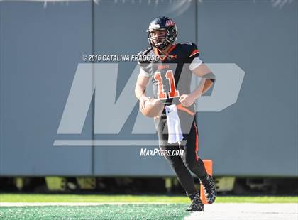 Thumbnail 2 in Hasbrouck Heights vs. New Milford (NJSIAA North 1 Group 1 Final) photogallery.