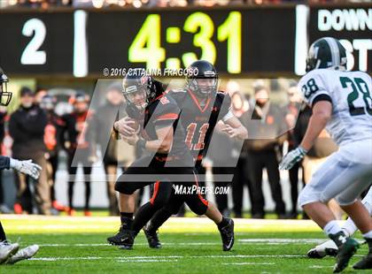 Thumbnail 2 in Hasbrouck Heights vs. New Milford (NJSIAA North 1 Group 1 Final) photogallery.