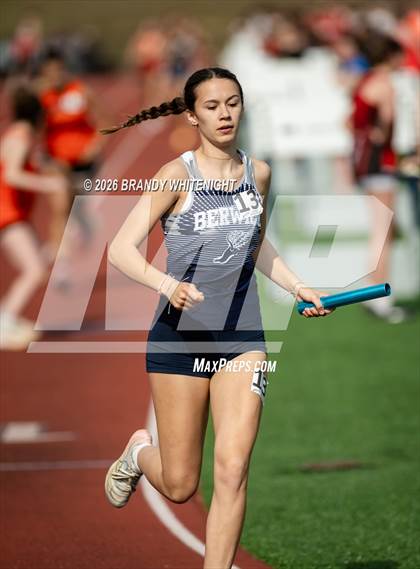 Thumbnail 1 in Northwest Invitational photogallery.