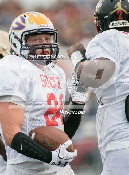 Thumbnail 1 in 42nd Kensington Lions Club All-Star Game (North vs. South) photogallery.