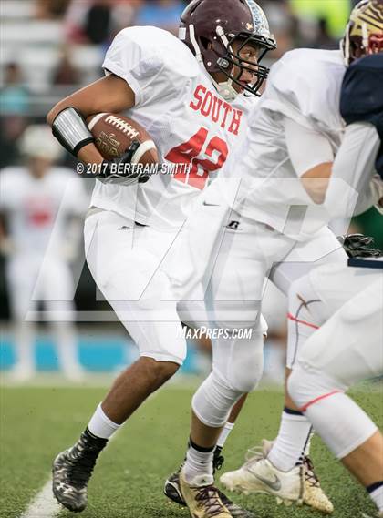 Thumbnail 2 in 42nd Kensington Lions Club All-Star Game (North vs. South) photogallery.