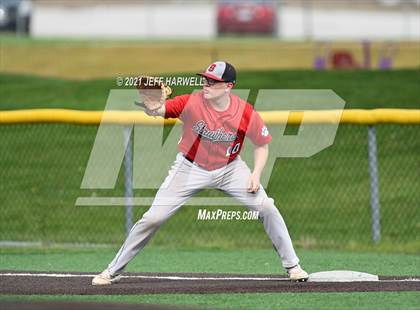 Thumbnail 1 in Struthers @ Louisville (OHSAA D2 District Playoff) photogallery.