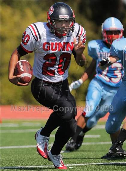 Thumbnail 2 in Gunn @ Hillsdale photogallery.