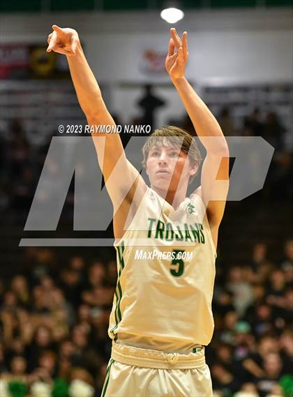 Thumbnail 2 in Frankton vs. New Castle (IHSAA 3A Sectional 24 Semifinal)  photogallery.