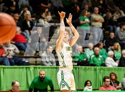 Thumbnail 3 in Frankton vs. New Castle (IHSAA 3A Sectional 24 Semifinal)  photogallery.