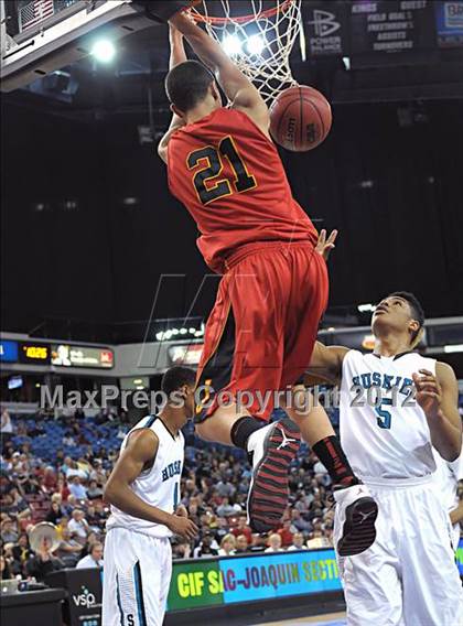 Thumbnail 3 in Sheldon vs. Jesuit (CIF SJS D1 Final) photogallery.