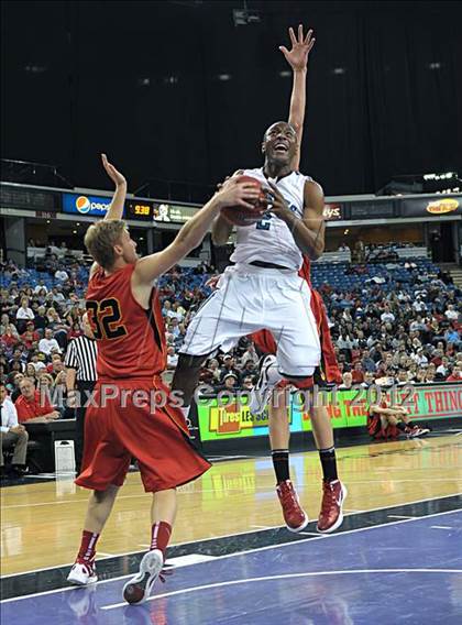 Thumbnail 1 in Sheldon vs. Jesuit (CIF SJS D1 Final) photogallery.