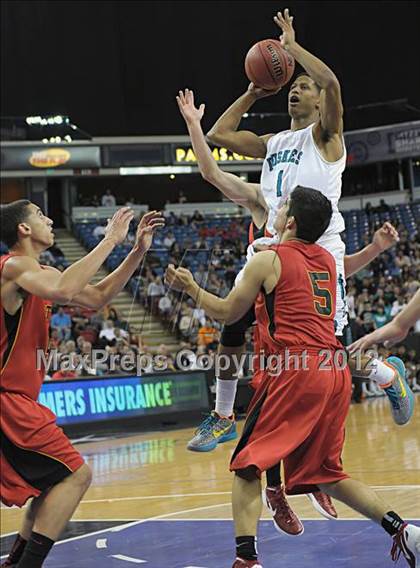 Thumbnail 1 in Sheldon vs. Jesuit (CIF SJS D1 Final) photogallery.