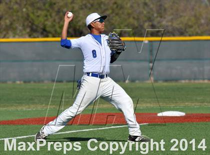 Thumbnail 3 in Longview @ North Mesquite photogallery.