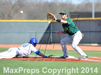 Thumbnail 3 in Longview @ North Mesquite photogallery.