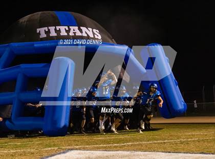 Thumbnail 3 in Frontier vs Wasco (CIF CS D2 Round Two) photogallery.
