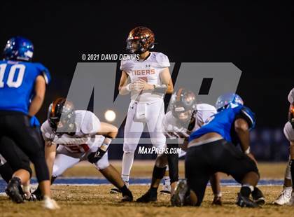 Thumbnail 2 in Frontier vs Wasco (CIF CS D2 Round Two) photogallery.