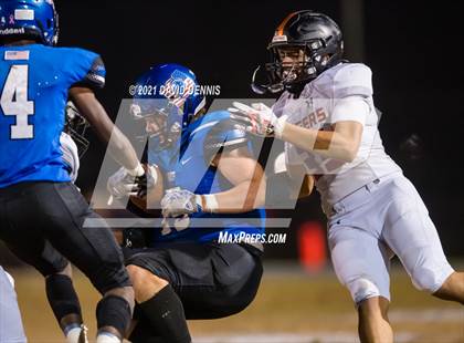 Thumbnail 3 in Frontier vs Wasco (CIF CS D2 Round Two) photogallery.