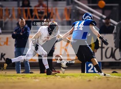 Thumbnail 2 in Frontier vs Wasco (CIF CS D2 Round Two) photogallery.
