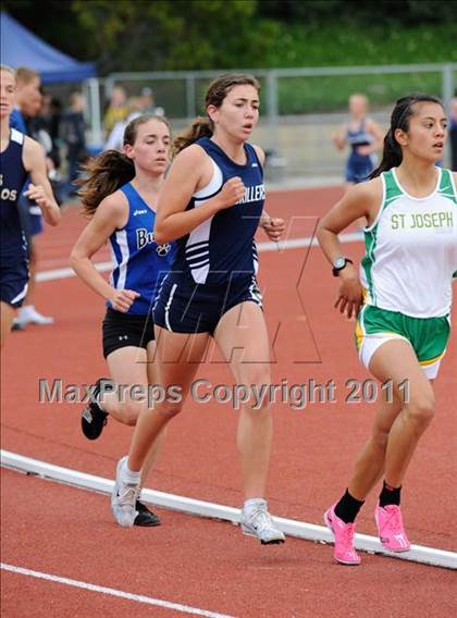 Thumbnail 1 in Santa Barbara Easter Relays (Girls Track Events) photogallery.