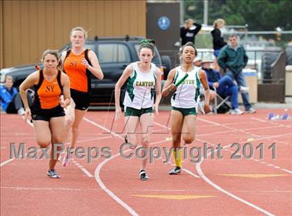 Thumbnail 1 in Santa Barbara Easter Relays (Girls Track Events) photogallery.
