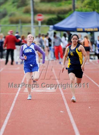 Thumbnail 2 in Santa Barbara Easter Relays (Girls Track Events) photogallery.