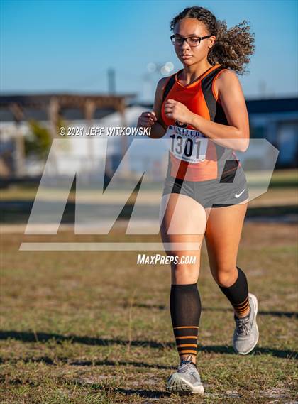 Thumbnail 2 in United 8 Conference Championship photogallery.