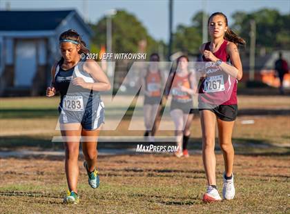 Thumbnail 3 in United 8 Conference Championship photogallery.