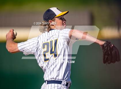 Thumbnail 1 in Crean Lutheran @ Pacifica photogallery.