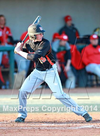 Thumbnail 1 in Gainesville vs. Dyer County (National High School Invitational) photogallery.