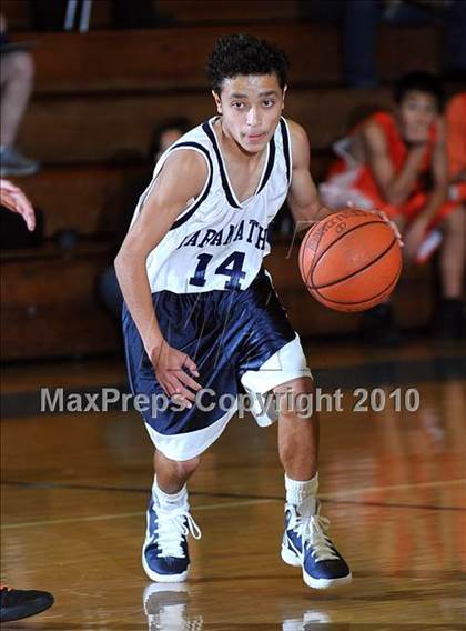 Thumbnail 1 in South Pasadena vs Maranatha photogallery.