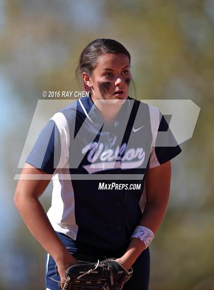 Thumbnail 1 in Erie vs. Valor Christian (CHSAA 4A Final) photogallery.