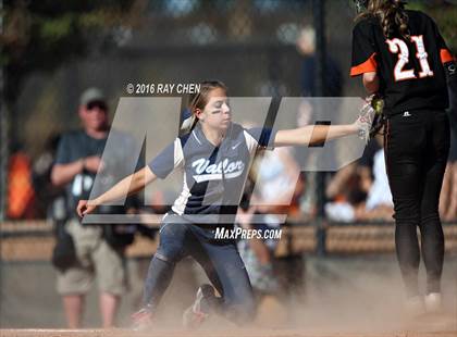 Thumbnail 1 in Erie vs. Valor Christian (CHSAA 4A Final) photogallery.