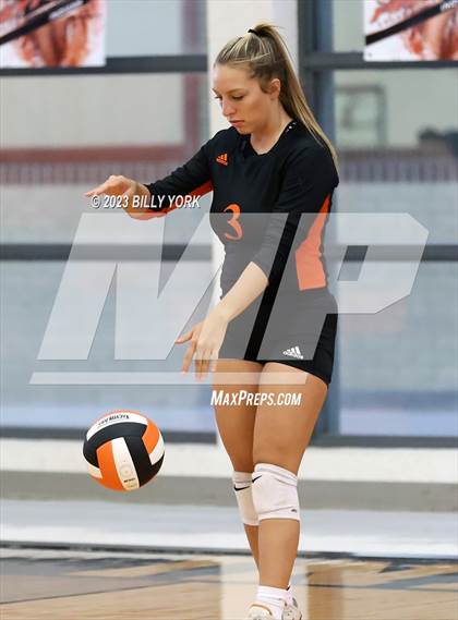 Thumbnail 3 in Grand Saline vs Rains photogallery.