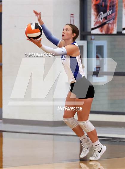 Thumbnail 1 in Grand Saline vs Rains photogallery.