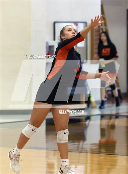 Thumbnail 3 in Grand Saline vs Rains photogallery.