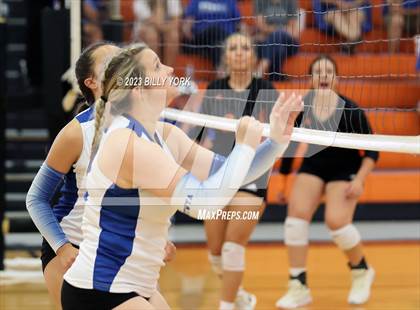 Thumbnail 1 in Grand Saline vs Rains photogallery.