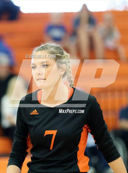 Thumbnail 2 in Grand Saline vs Rains photogallery.