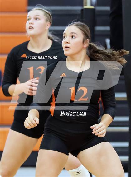 Thumbnail 1 in Grand Saline vs Rains photogallery.