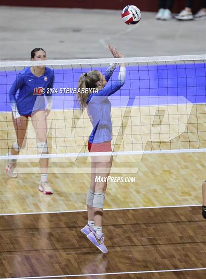 Thumbnail 3 in Rock Canyon vs. Cherry Creek (CHSAA 5A 1st Round) photogallery.