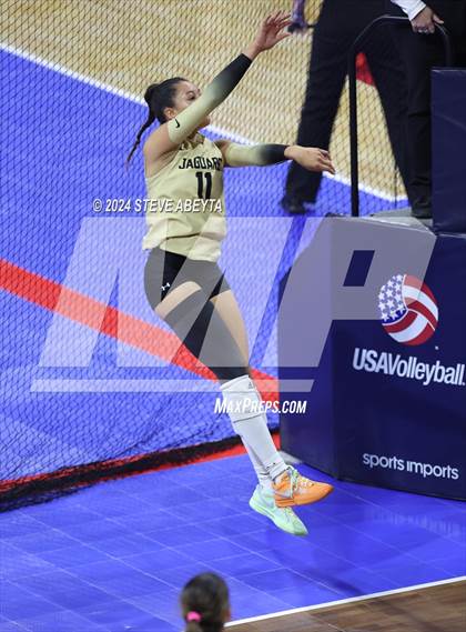 Thumbnail 3 in Rock Canyon vs. Cherry Creek (CHSAA 5A 1st Round) photogallery.