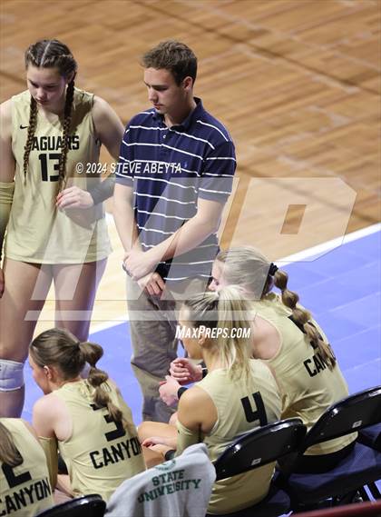 Thumbnail 2 in Rock Canyon vs. Cherry Creek (CHSAA 5A 1st Round) photogallery.