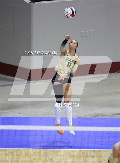 Thumbnail 1 in Rock Canyon vs. Cherry Creek (CHSAA 5A 1st Round) photogallery.
