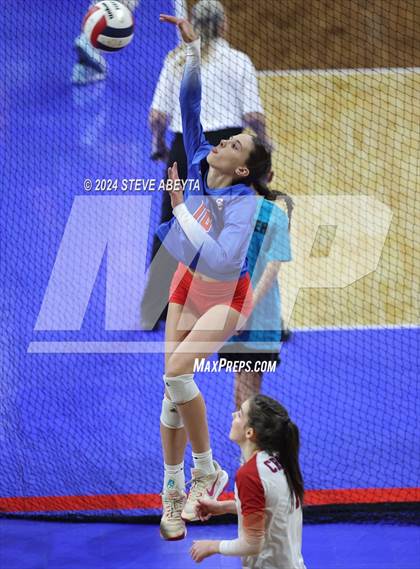 Thumbnail 1 in Rock Canyon vs. Cherry Creek (CHSAA 5A 1st Round) photogallery.