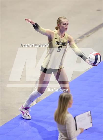 Thumbnail 2 in Rock Canyon vs. Cherry Creek (CHSAA 5A 1st Round) photogallery.