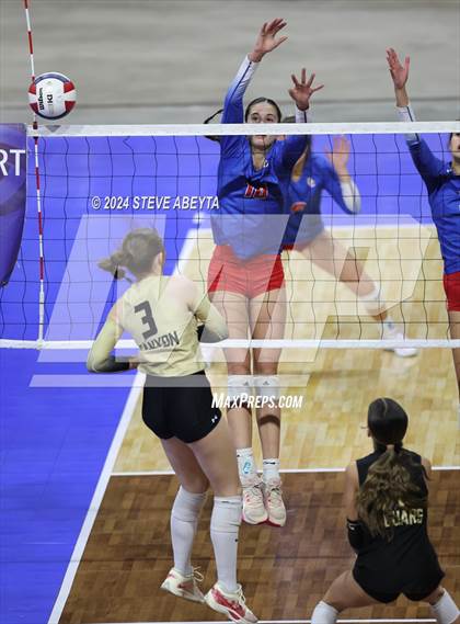 Thumbnail 2 in Rock Canyon vs. Cherry Creek (CHSAA 5A 1st Round) photogallery.