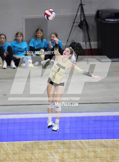 Thumbnail 2 in Rock Canyon vs. Cherry Creek (CHSAA 5A 1st Round) photogallery.