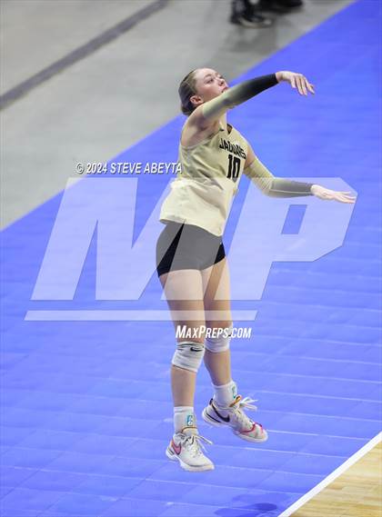 Thumbnail 1 in Rock Canyon vs. Cherry Creek (CHSAA 5A 1st Round) photogallery.