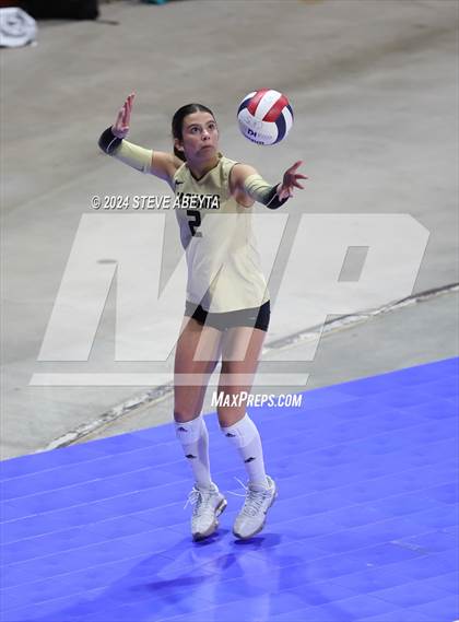 Thumbnail 2 in Rock Canyon vs. Cherry Creek (CHSAA 5A 1st Round) photogallery.