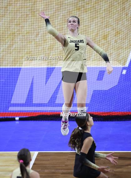 Thumbnail 1 in Rock Canyon vs. Cherry Creek (CHSAA 5A 1st Round) photogallery.